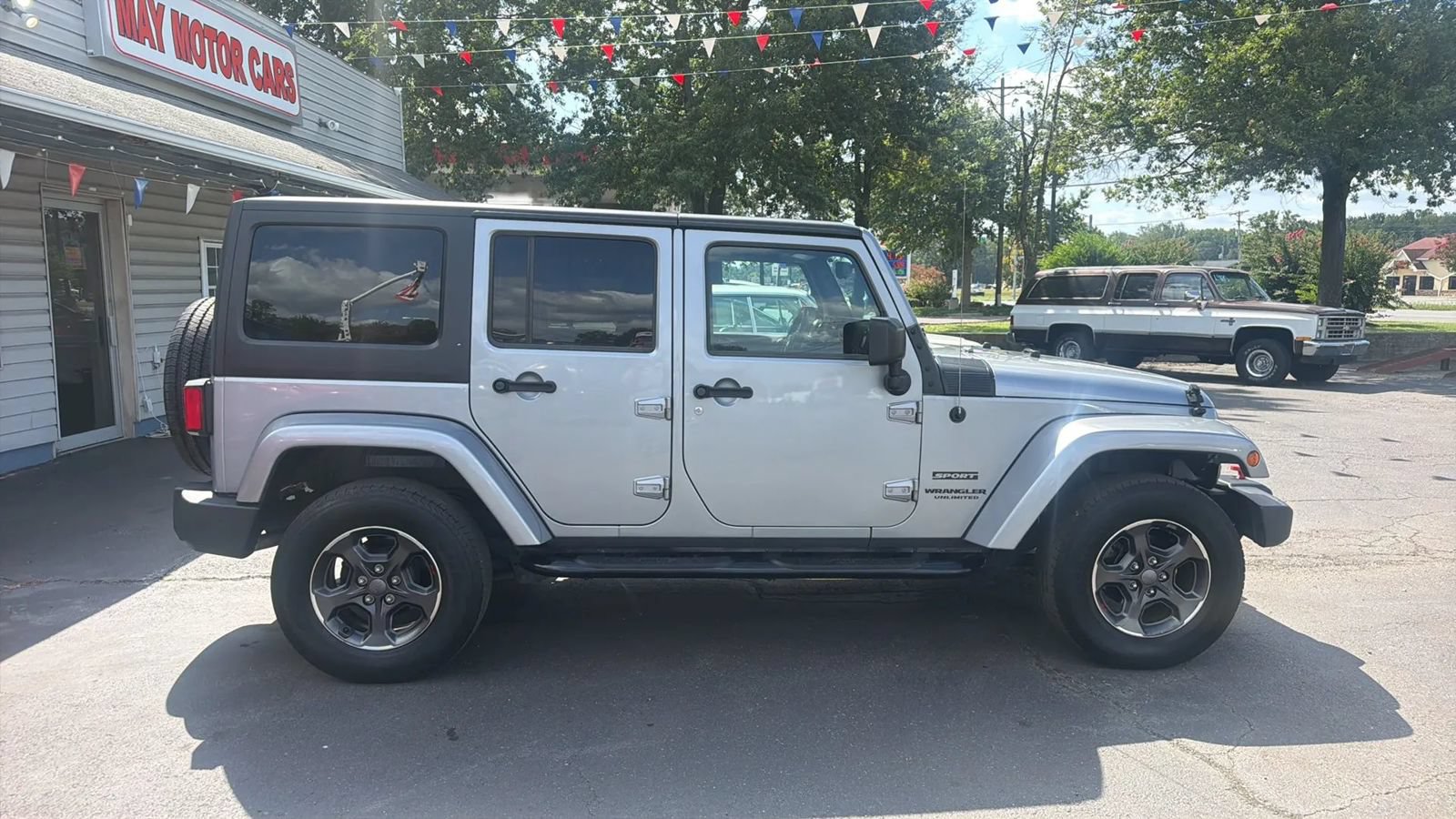 Used 2015 Jeep Wrangler Unlimited Sport w/ Quick Order Package 24S AWD/4WD image 4