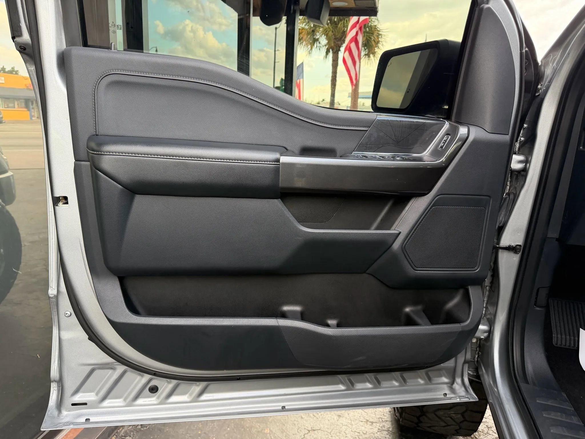 Used 2021 Ford F150 XLT w/ Equipment Group 302A High RWD image 12