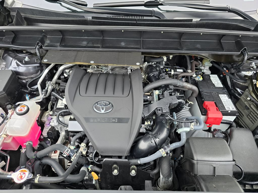 Used 2023 Toyota Highlander Platinum AWD/4WD image 32