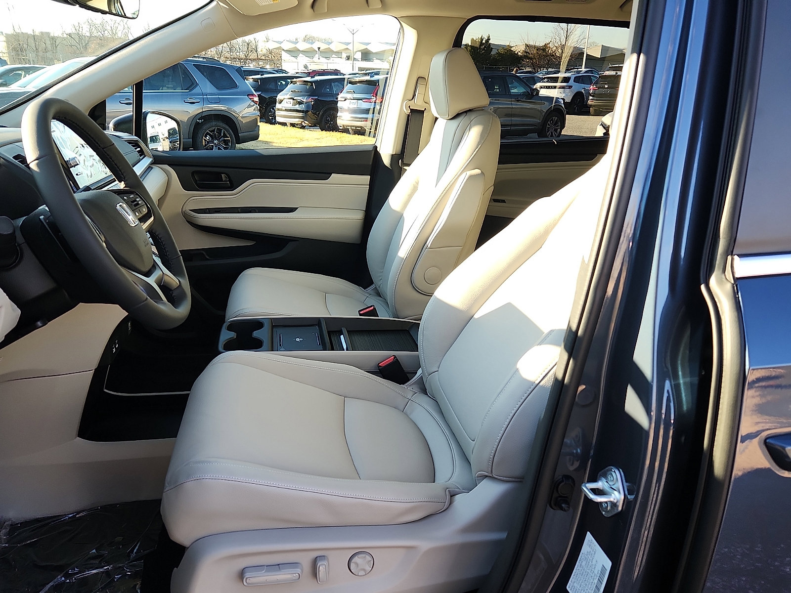 New 2026 Honda Odyssey EX-L image 9