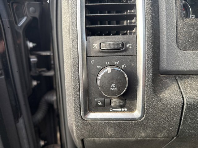 Used 2014 RAM 1500 Big Horn image 12
