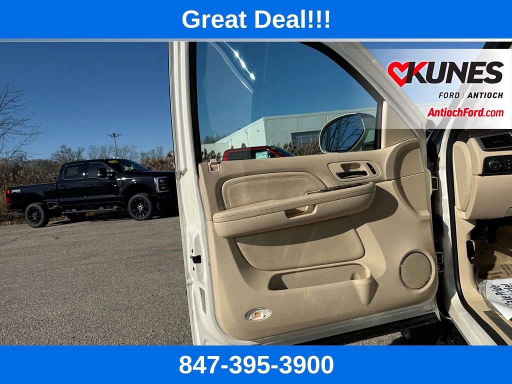 Used 2007 Cadillac Escalade AWD w/ Information Package image 29