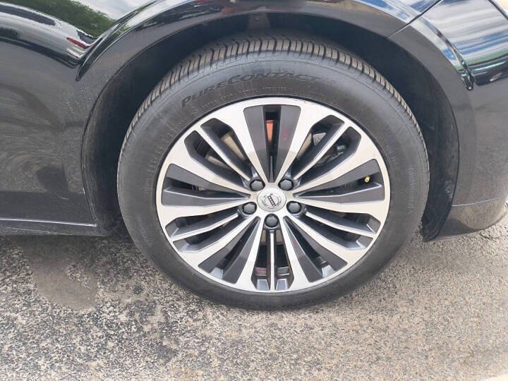 Used 2022 Volvo S90 B6 Momentum AWD/4WD image 8