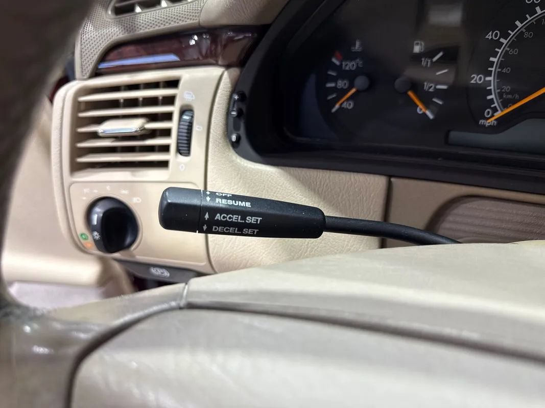 Used 1999 Mercedes-Benz E 320 Sedan image 94