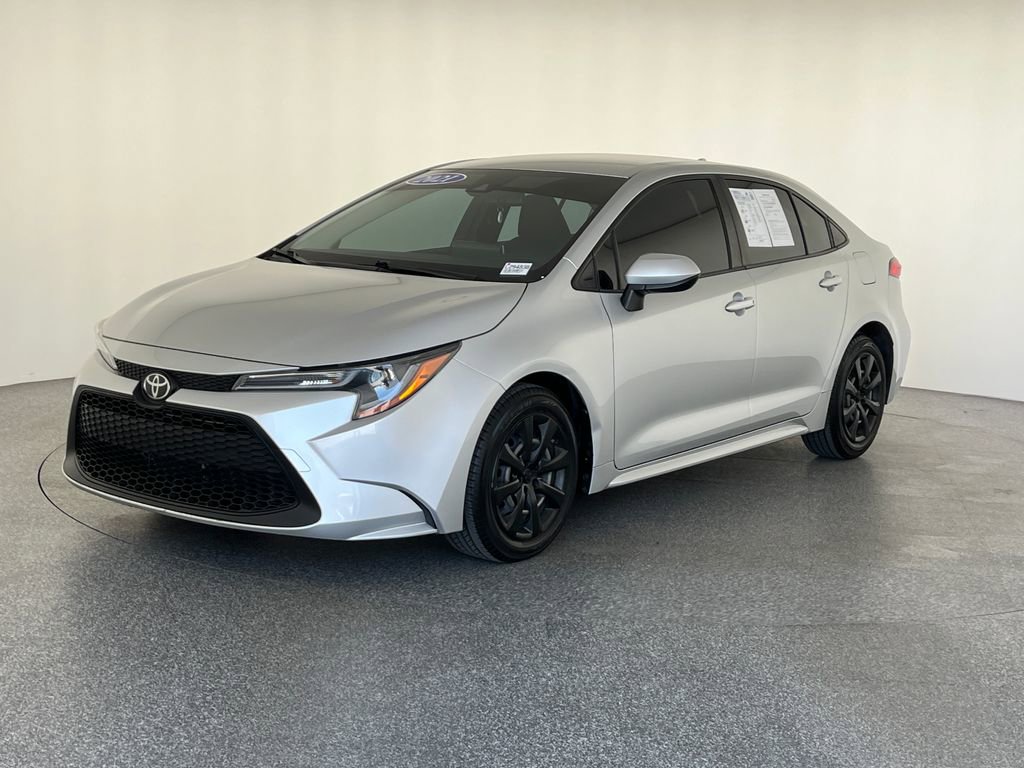 Used 2021 Toyota Corolla LE w/ Carpet Mat Package (TMS) FWD image 9