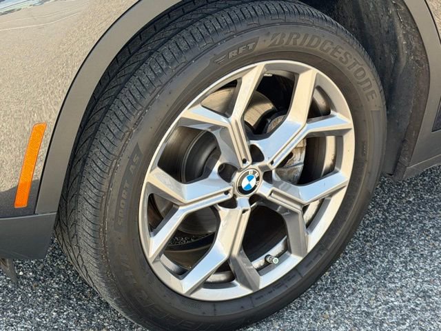 Used 2022 BMW X3 sDrive30i w/ Premium Package image 9