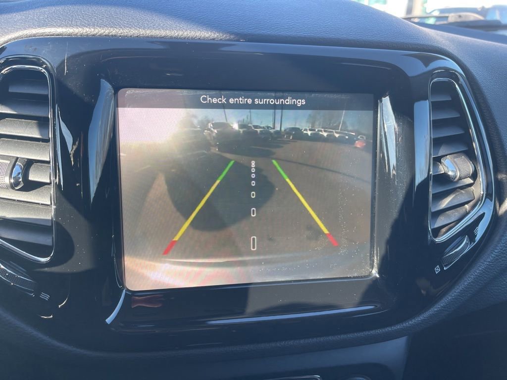 Used 2020 Jeep Compass Limited image 26