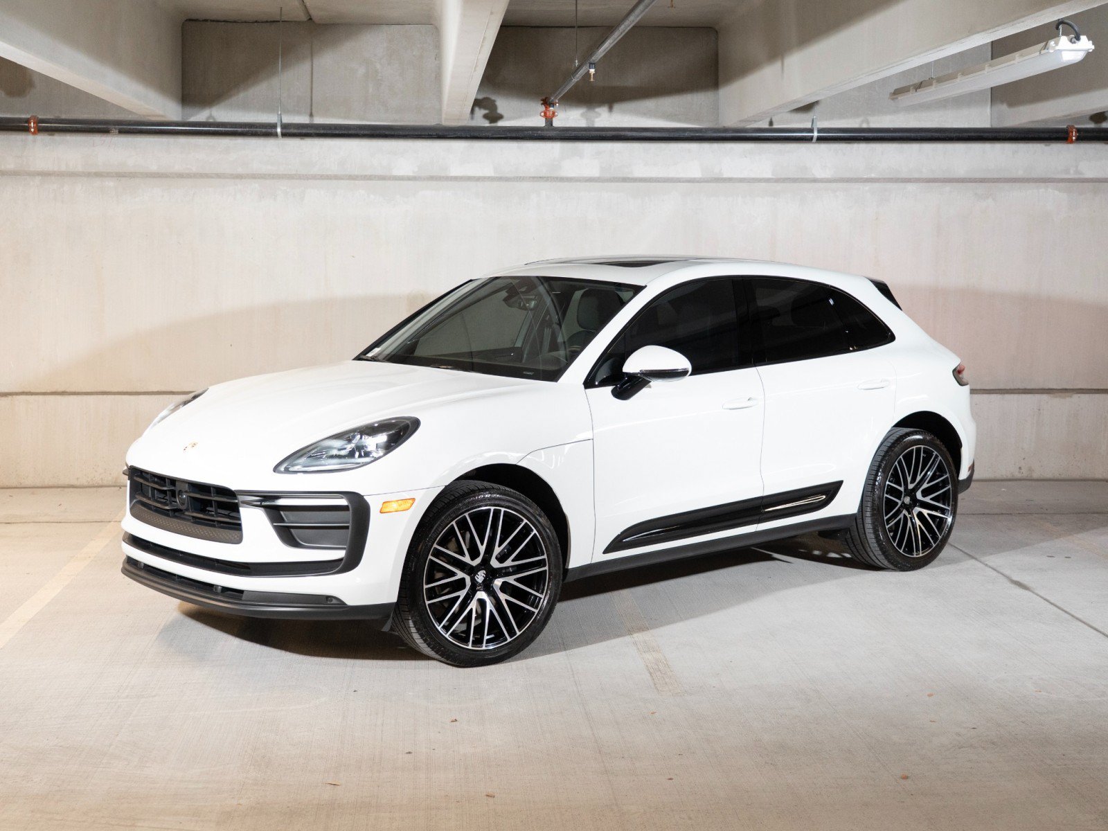 Certified 2024 Porsche Macan
