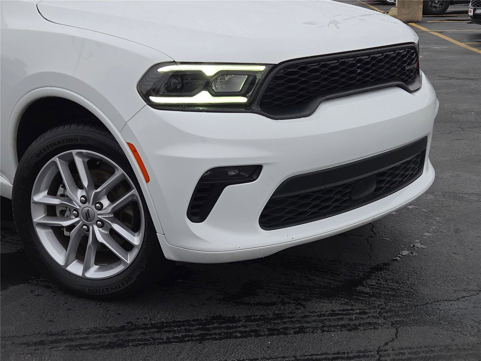 Used 2023 Dodge Durango GT image 2