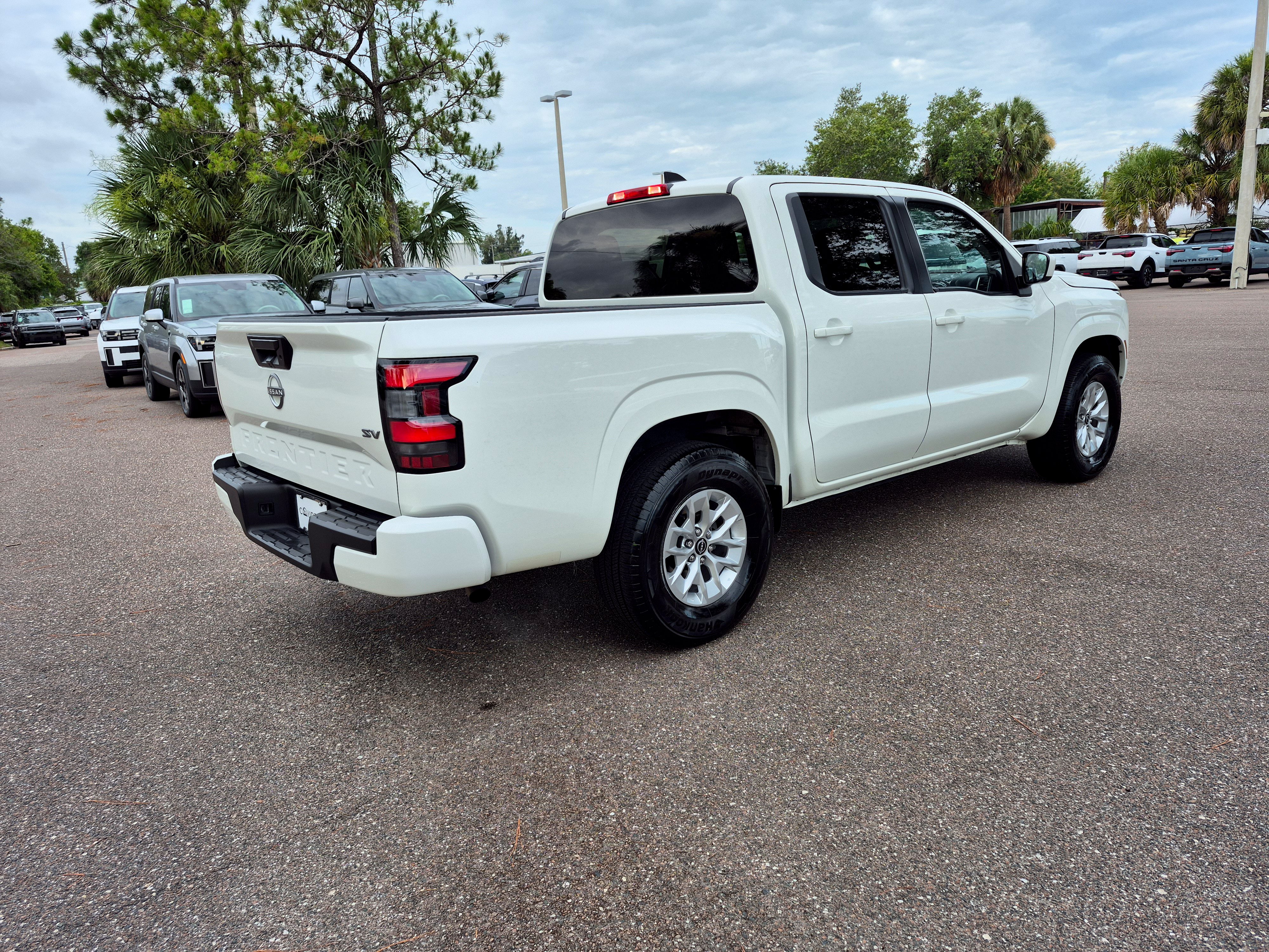 Certified 2024 Nissan Frontier SV RWD image 8
