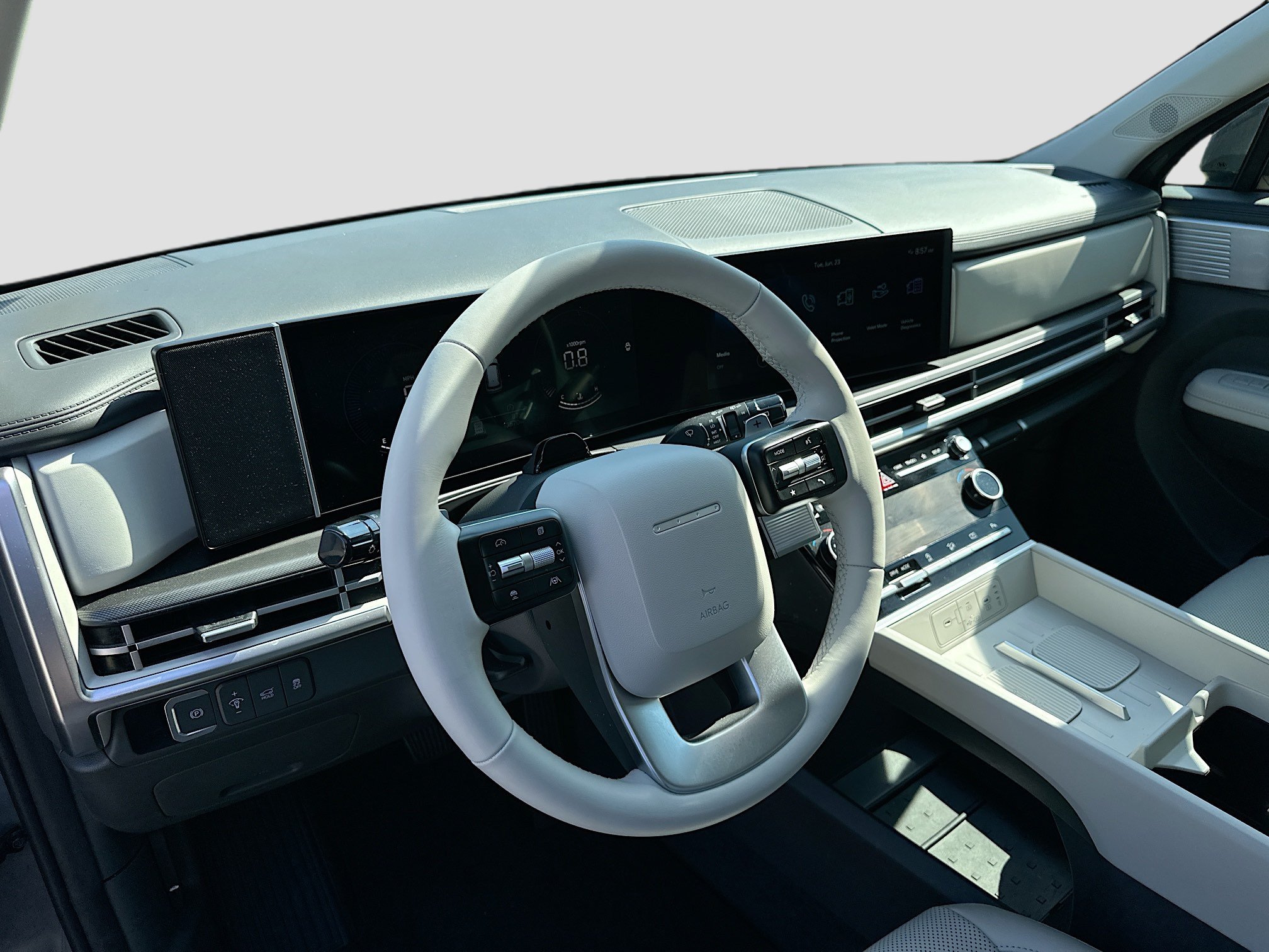 Used 2025 Hyundai Santa Fe SEL FWD image 9