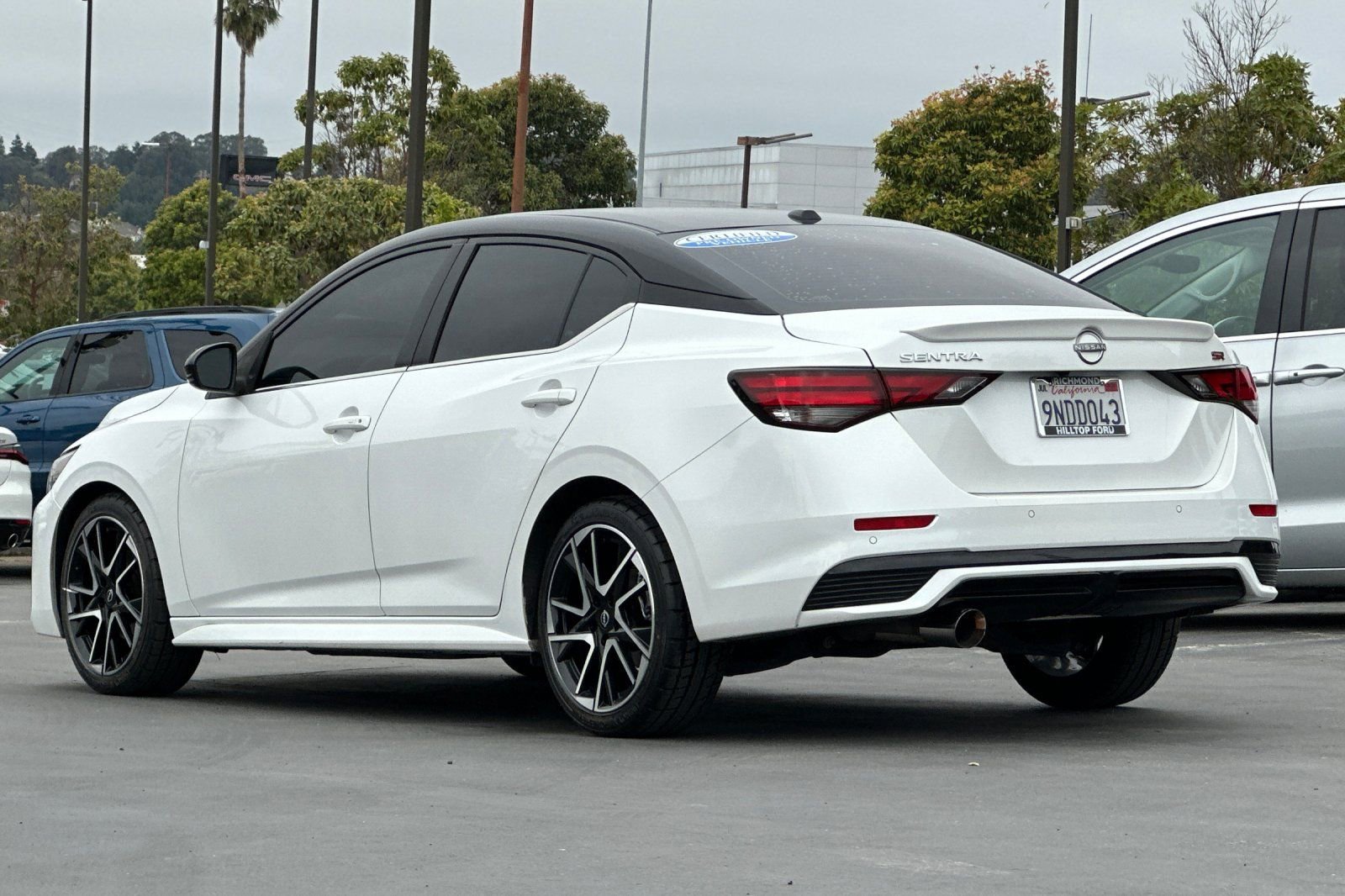 Used 2024 Nissan Sentra SR w/ Lighting Package FWD image 9