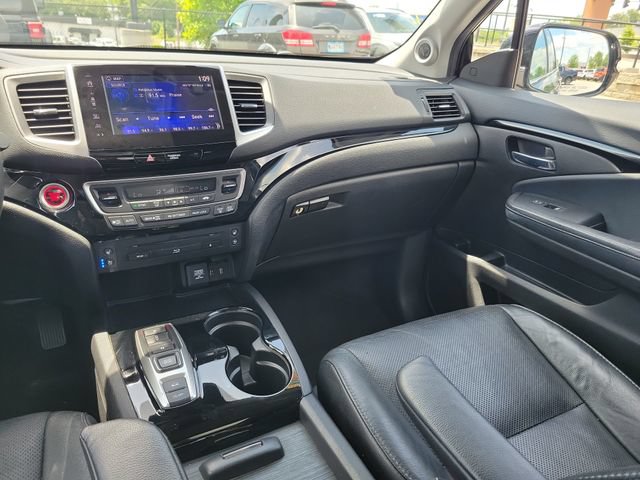 Certified 2018 Honda Pilot Elite image 29