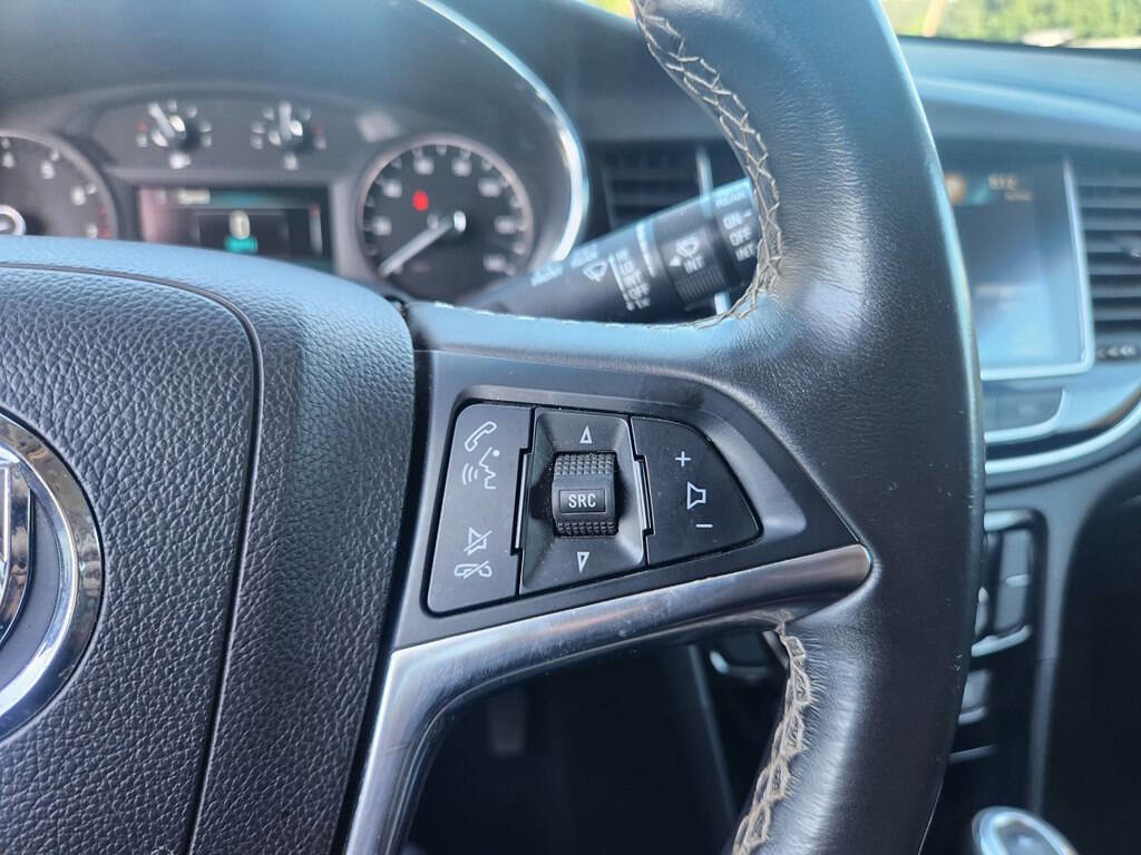 Used 2018 Buick Encore Preferred FWD image 18