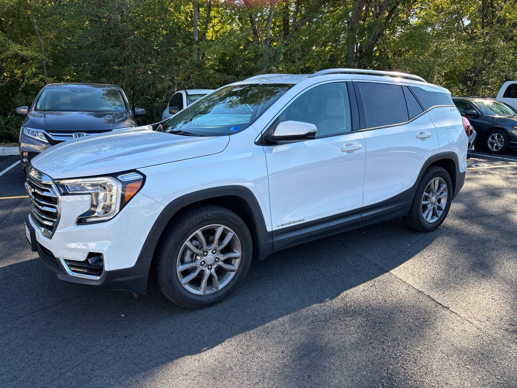 Used 2023 GMC Terrain SLT
