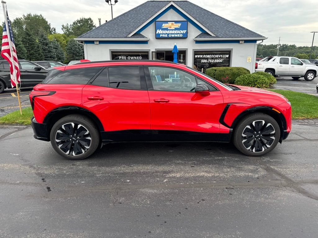 Used 2024 Chevrolet Blazer EV RS AWD/4WD image 3