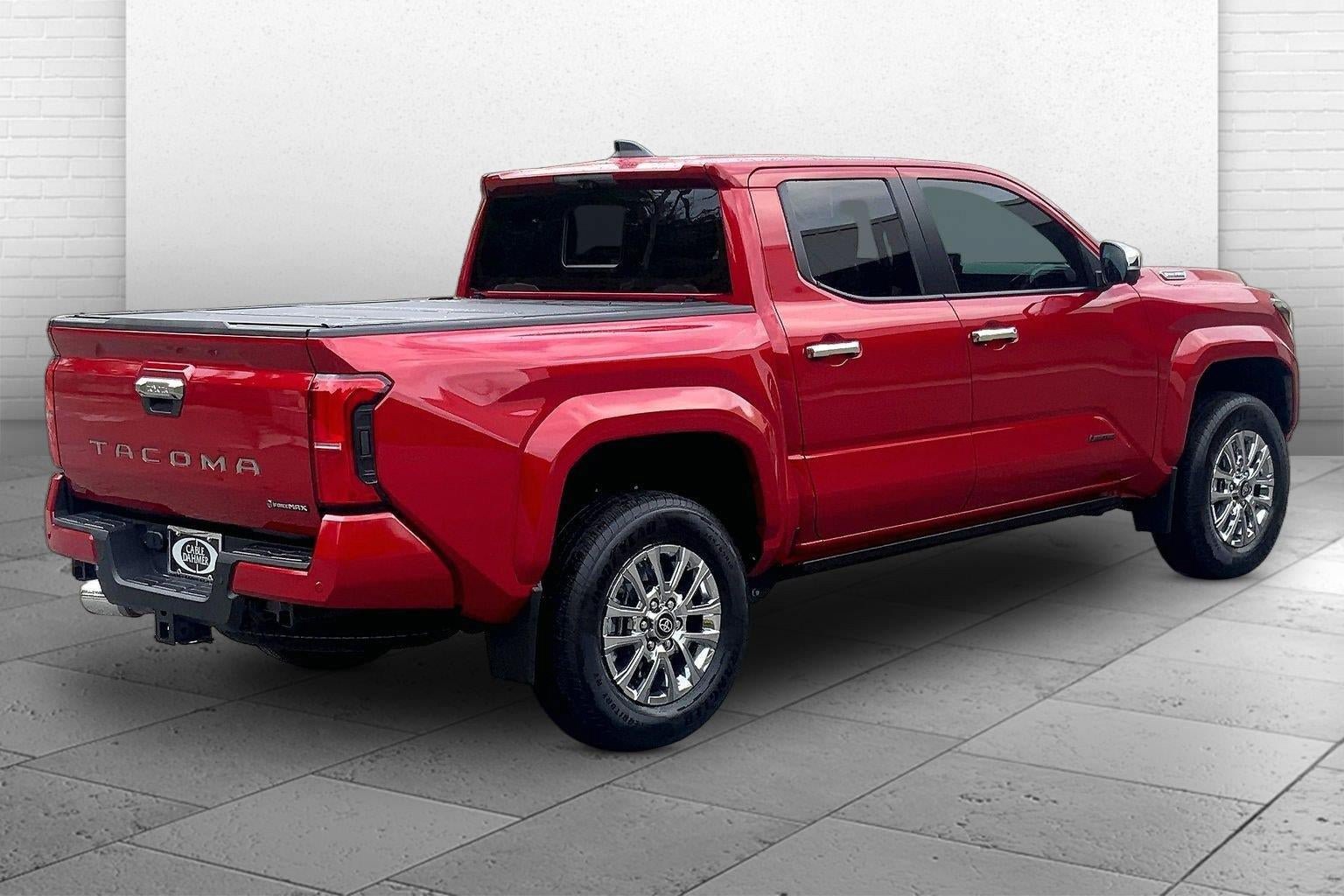 Used 2025 Toyota Tacoma Limited AWD/4WD image 14