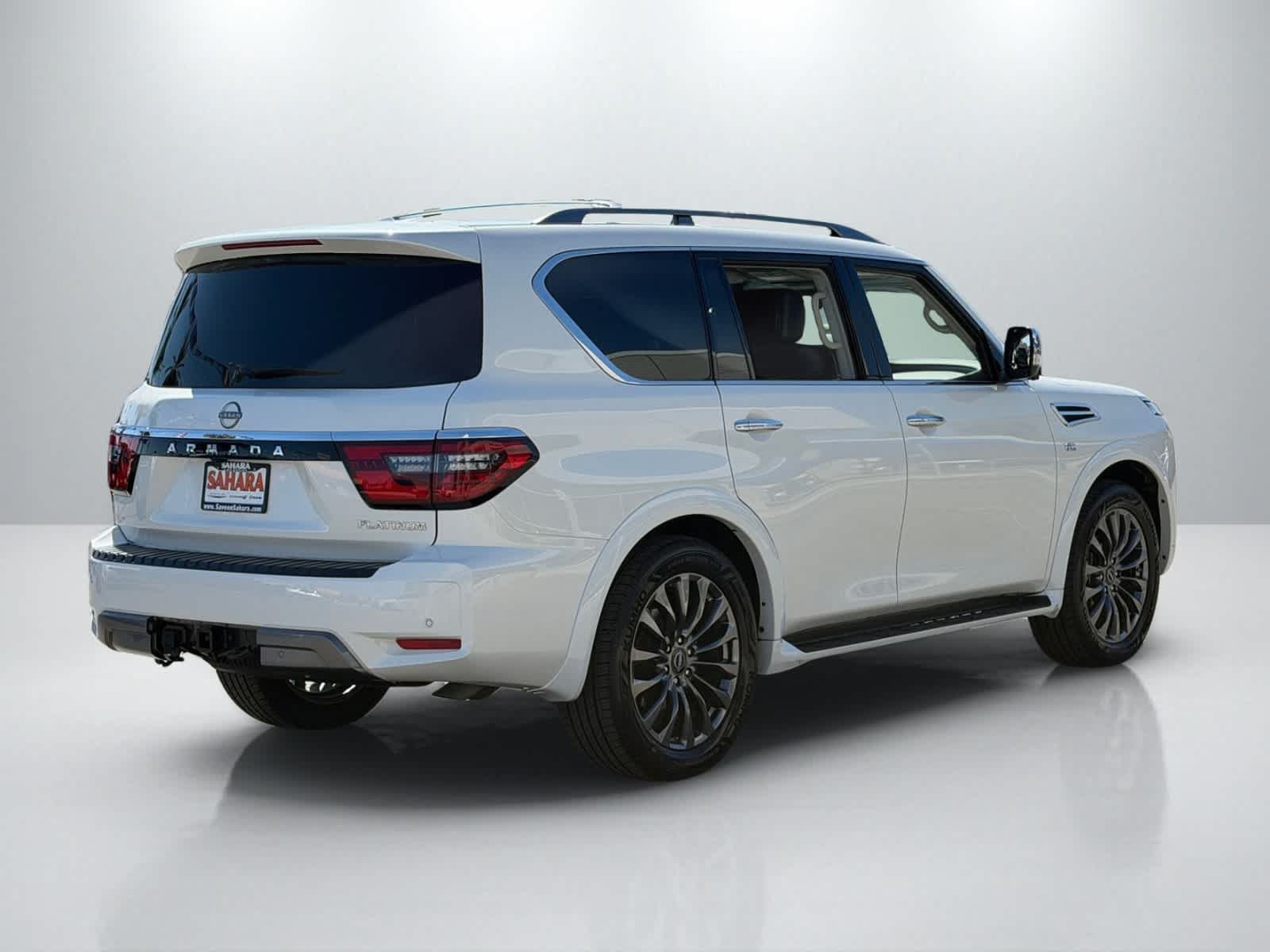 Used 2022 Nissan Armada Platinum w/ Captain's Chairs Package RWD image 7