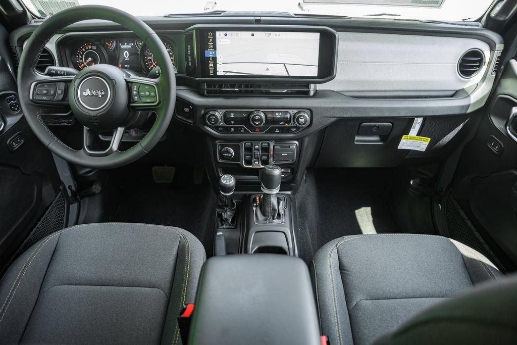 New 2025 Jeep Gladiator Sport AWD/4WD image 22