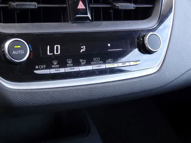 Used 2023 Toyota Corolla LE image 19