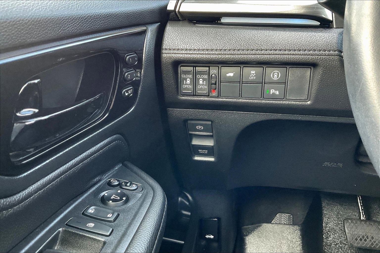 Used 2023 Honda Odyssey Elite image 34