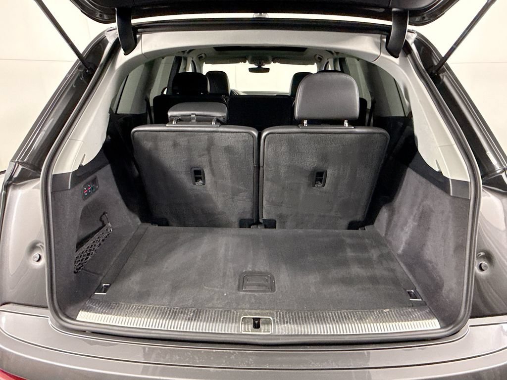 Used 2019 Audi Q7 2.0T Premium AWD/4WD image 28