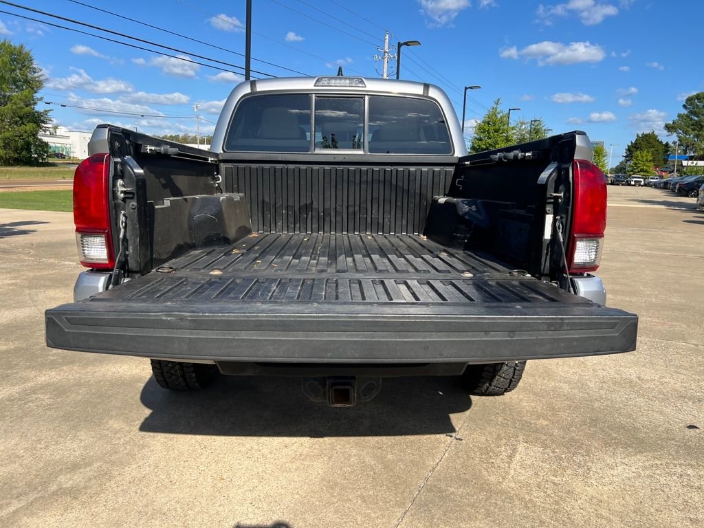 Used 2019 Toyota Tacoma SR w/ SR Convenience Package image 19