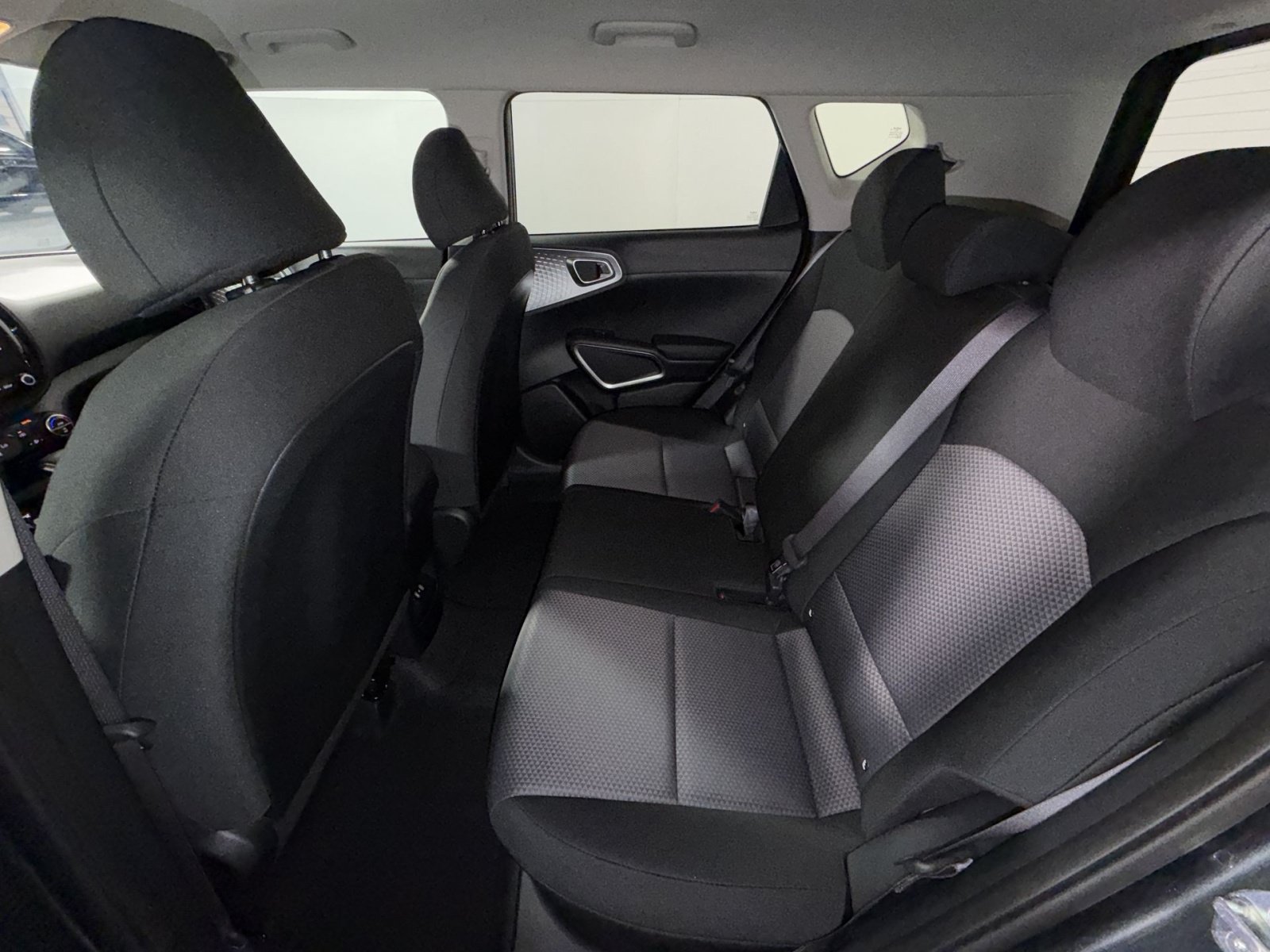 Used 2023 Kia Soul S FWD image 24