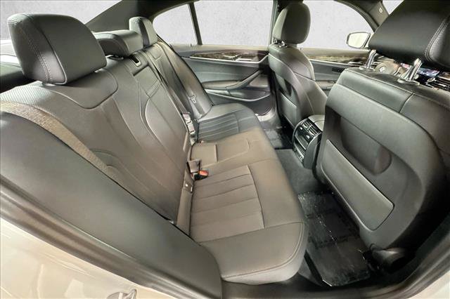 Used 2023 BMW 540i w/ Premium Package RWD image 26