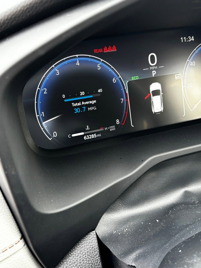 Used 2024 Toyota RAV4 Limited image 17