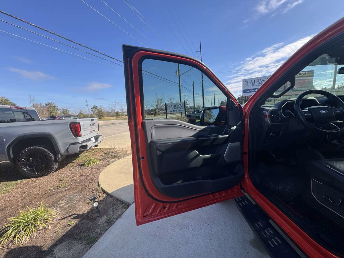 Used 2023 Ford F150 Raptor image 32