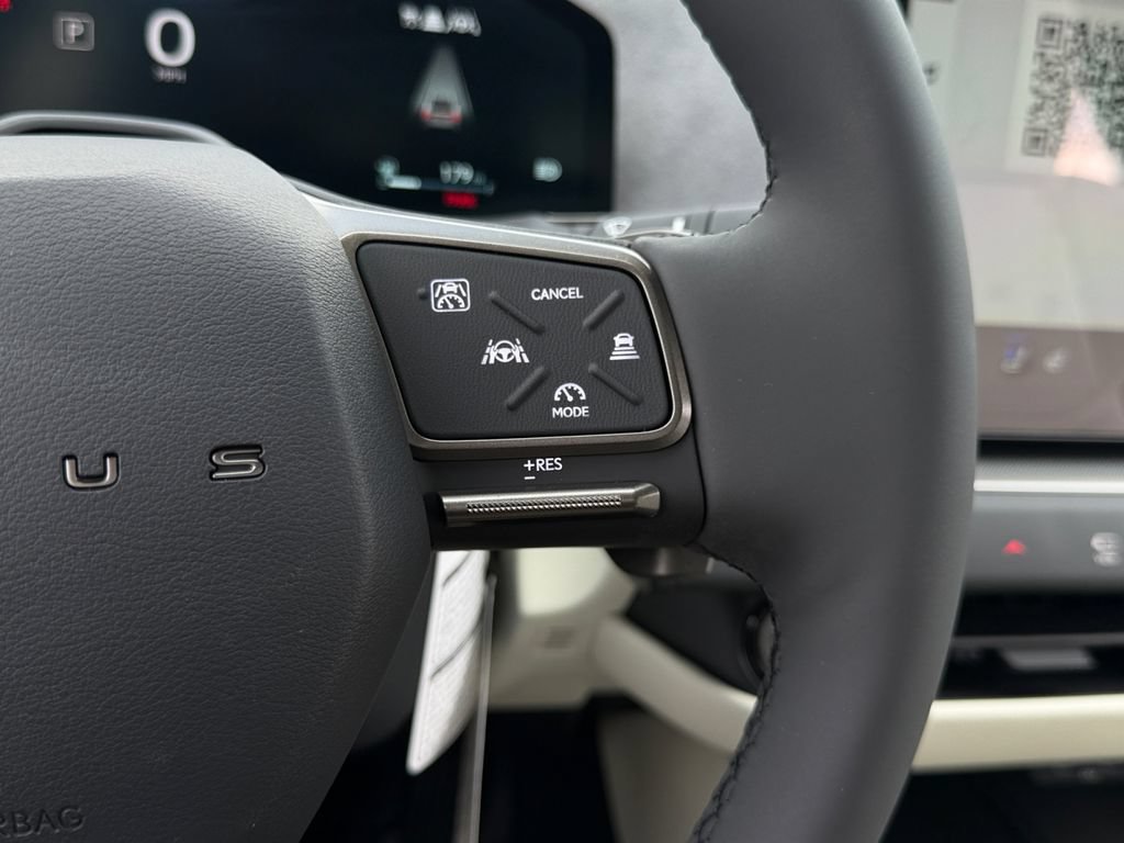 New 2026 Lexus ES 350h AWD w/ Cold Area Package image 15