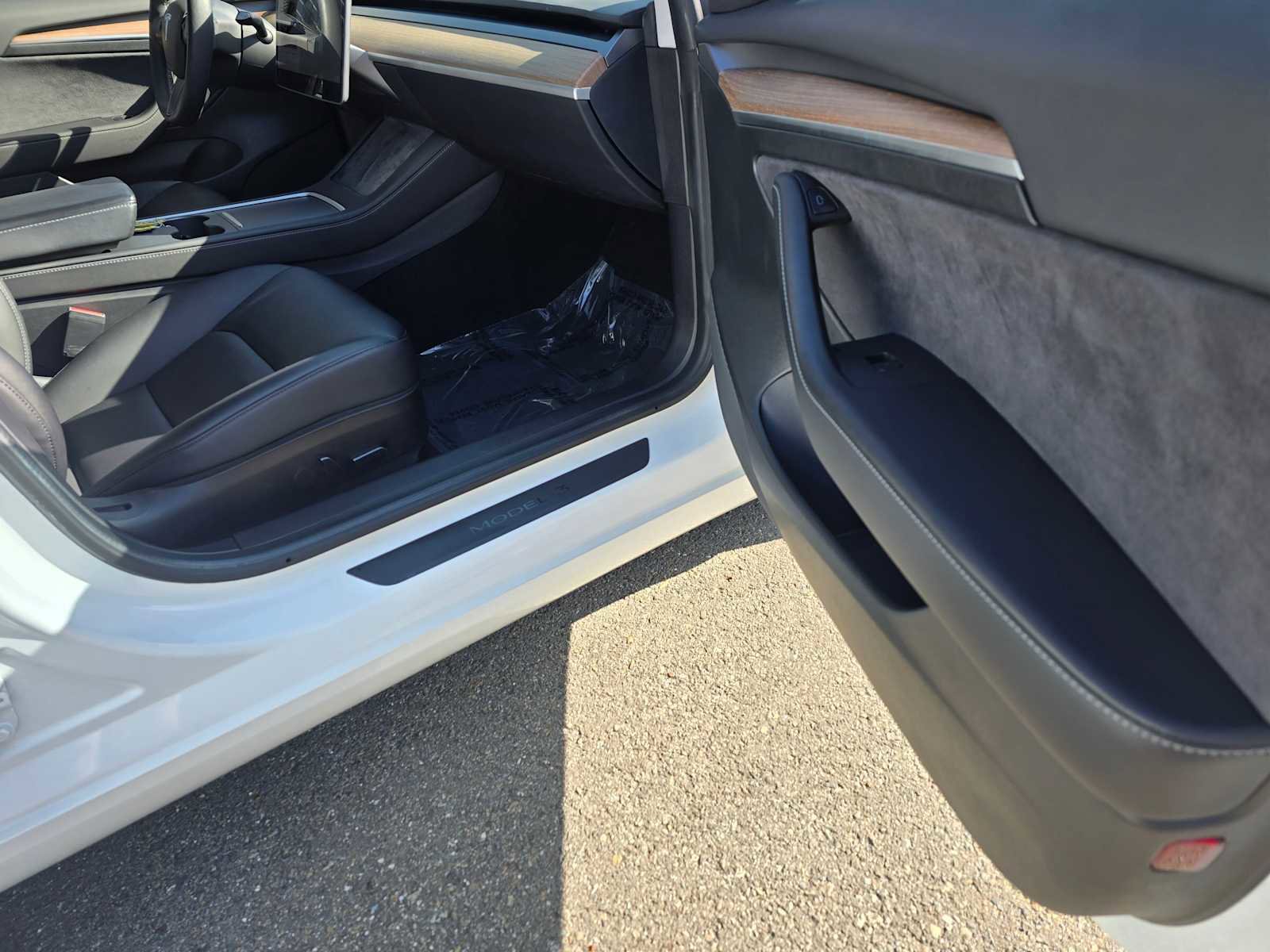Used 2021 Tesla Model 3 Standard Range Plus RWD image 10