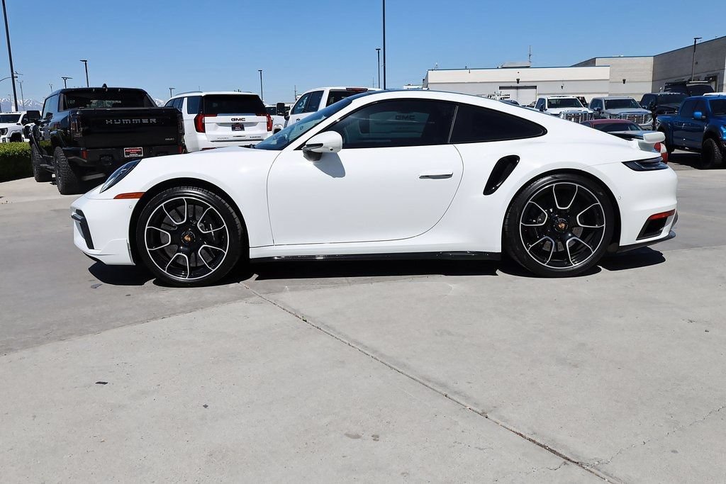 Used 2025 Porsche 911 Turbo AWD/4WD image 2