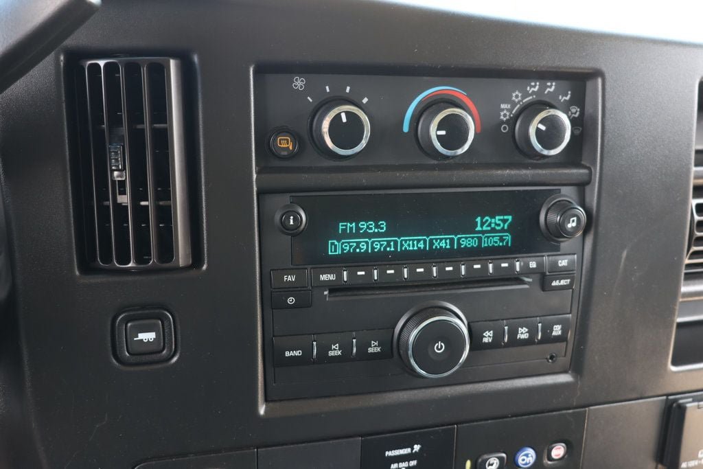 Used 2021 GMC Savana 3500 w/ Power Convenience Package RWD image 14