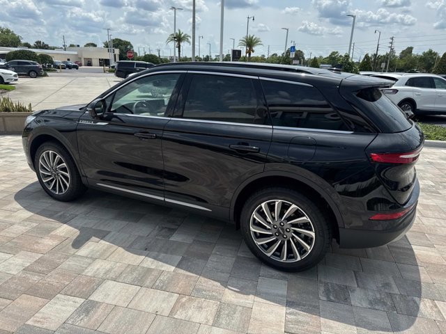 New 2025 Lincoln Corsair Reserve w/ Equipment Group 202A image 4