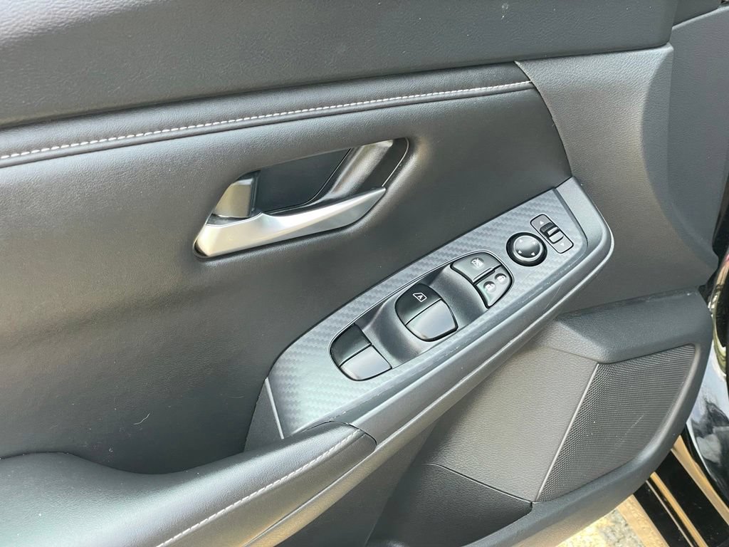 Certified 2024 Nissan Sentra SV w/ All-Weather Package FWD image 13