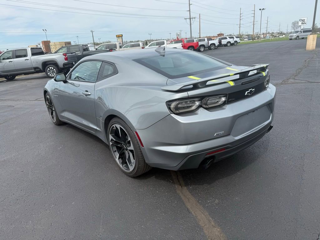 Used 2023 Chevrolet Camaro LT image 3