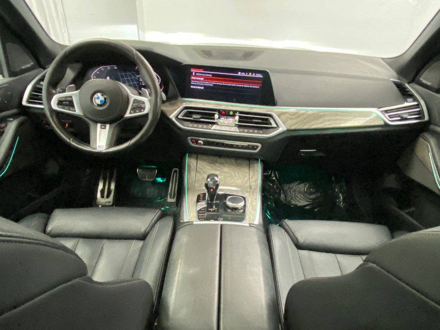Used 2019 BMW X5 xDrive50i w/ M Sport Package AWD/4WD image 27