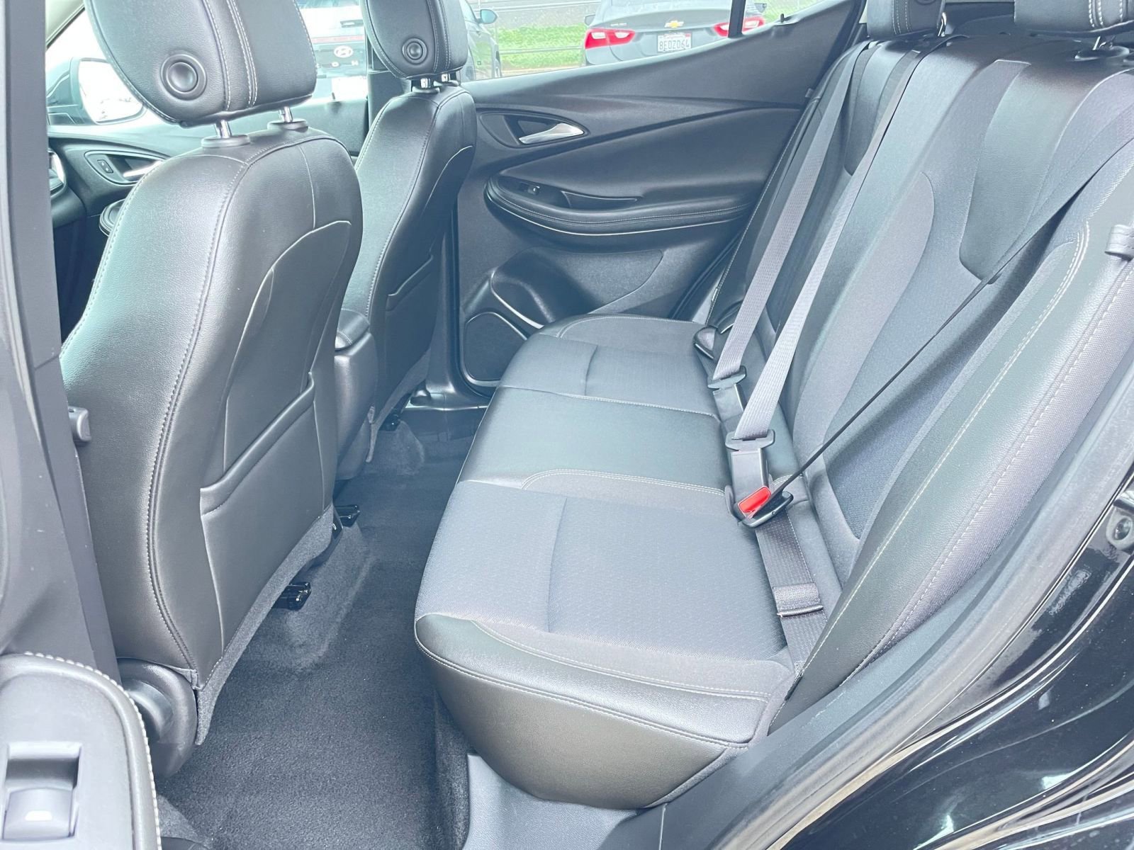 Used 2025 Buick Encore GX Preferred image 25