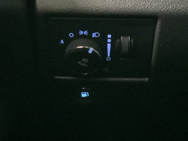 Used 2018 Jeep Grand Cherokee Limited AWD/4WD image 32