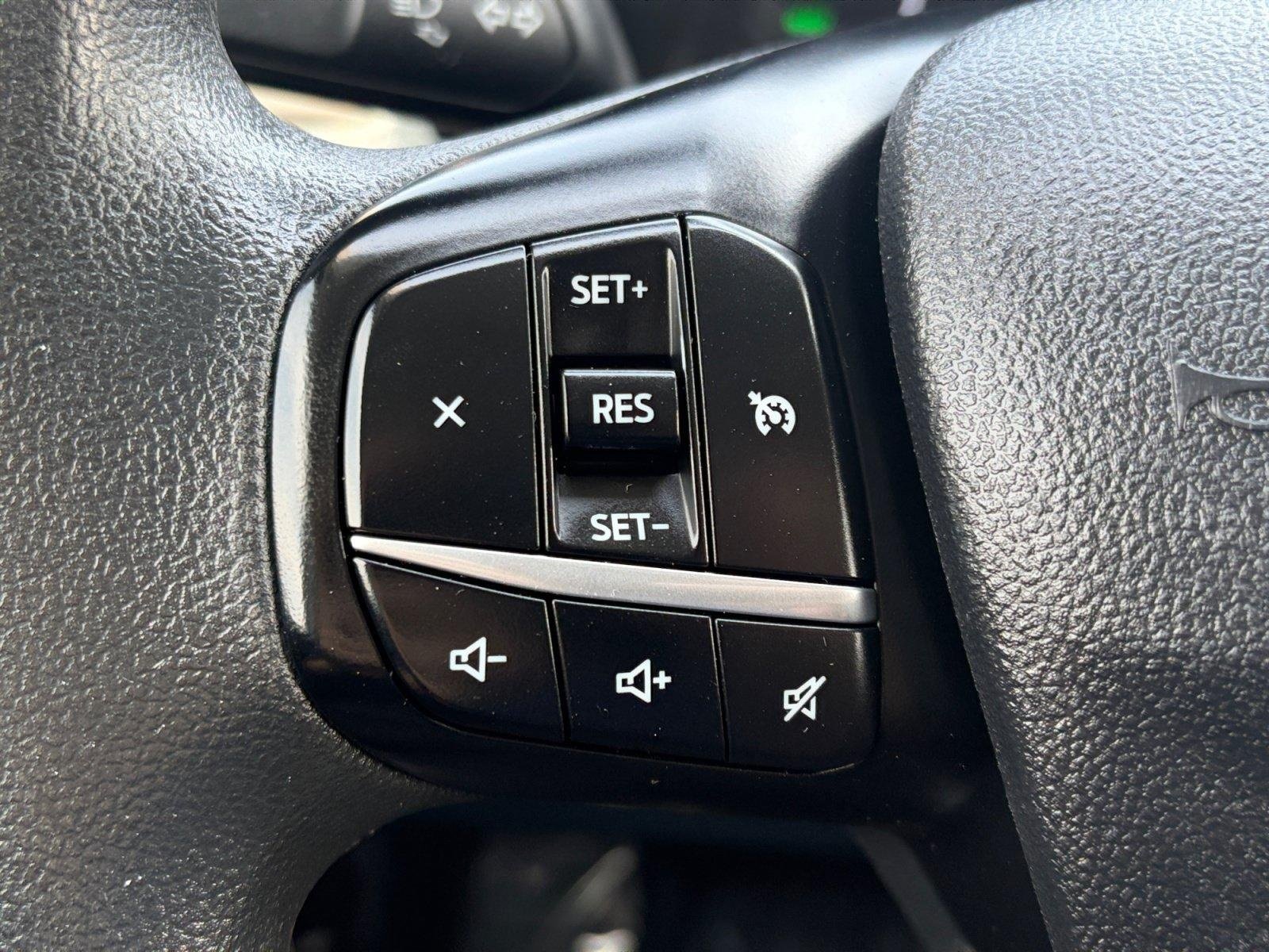 Used 2023 Ford Maverick XL FWD image 32
