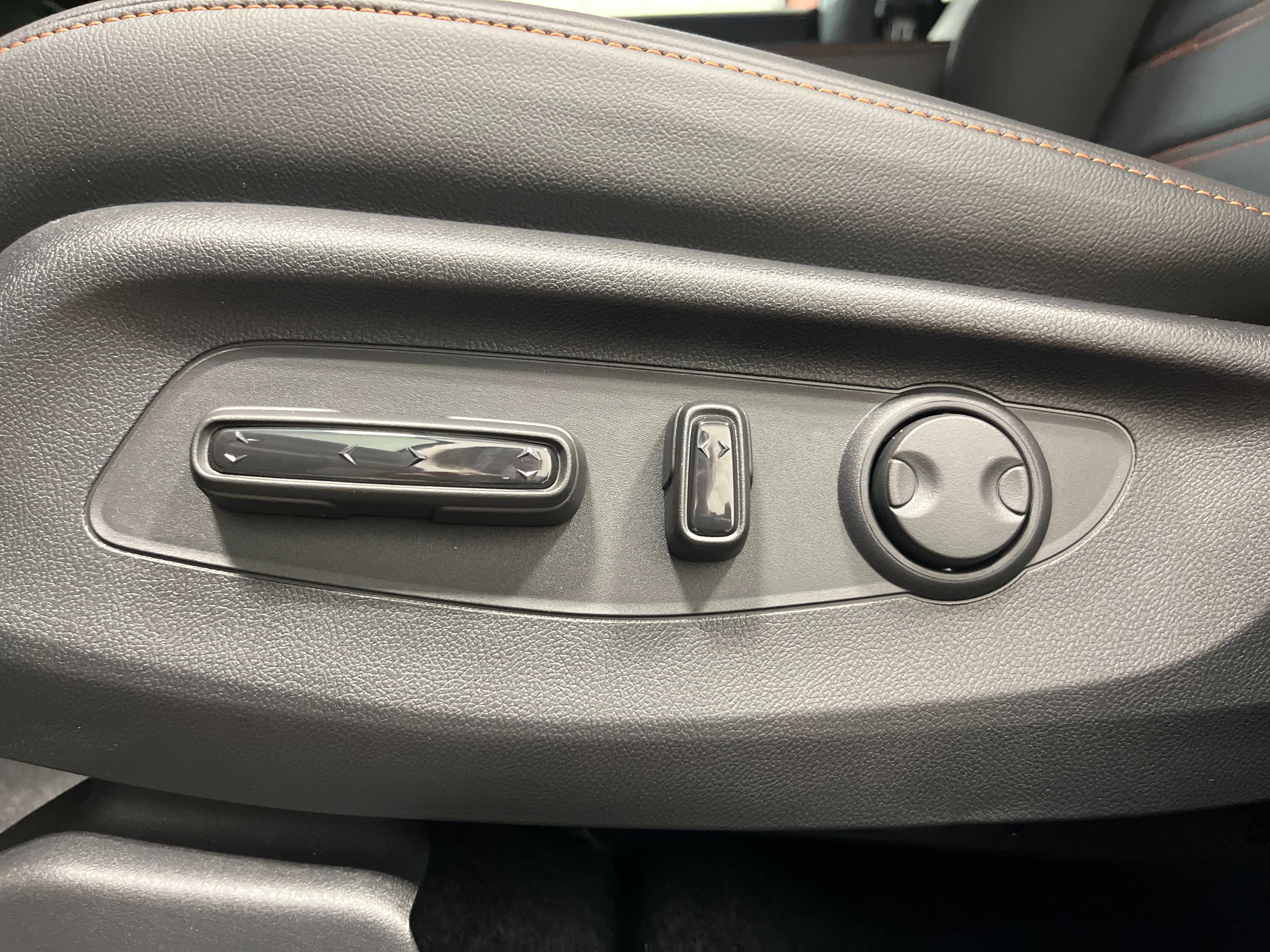Used 2026 Honda CR-V Sport-L image 13