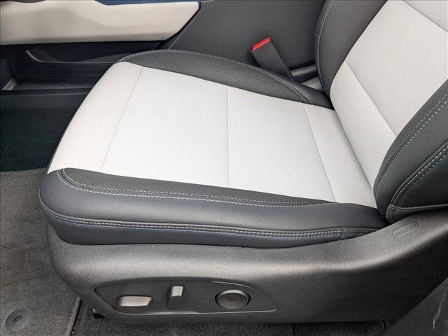 New 2026 Chevrolet Equinox EV LT FWD image 4