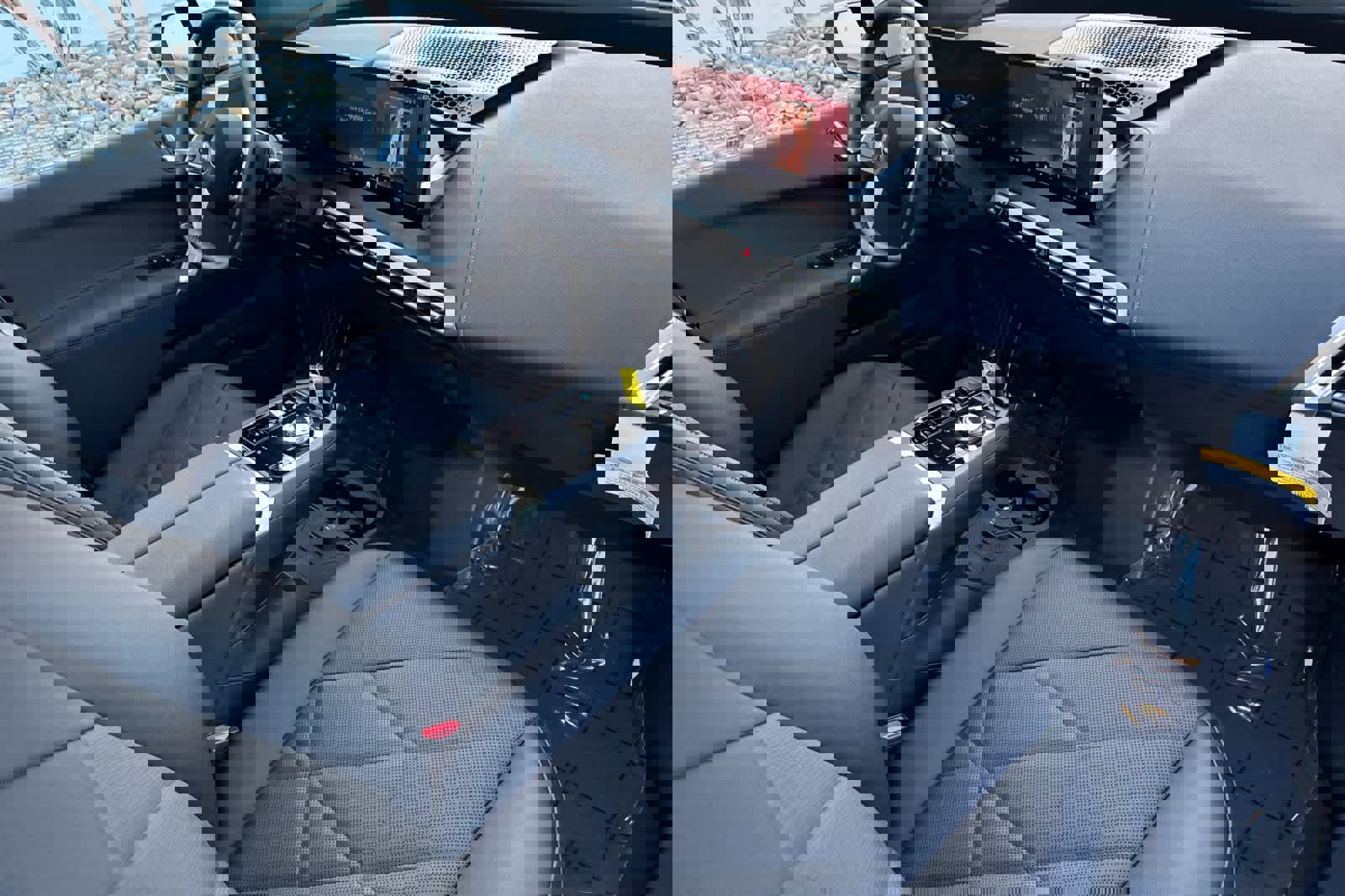 Used 2025 BMW iX xDrive50 image 17