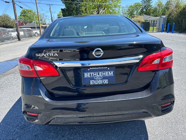 Used 2017 Nissan Sentra S FWD image 4