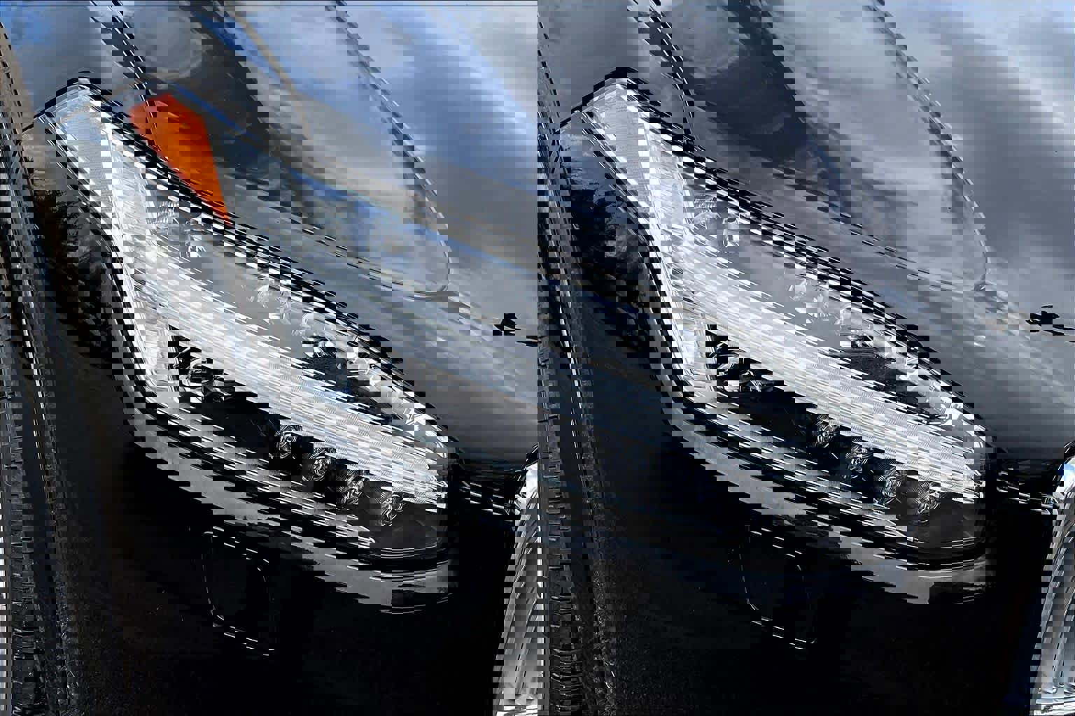 Used 2023 Volvo XC90 B6 Plus w/ Protection Package Premier image 26