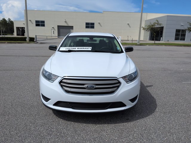 Used 2018 Ford Taurus SE FWD image 9