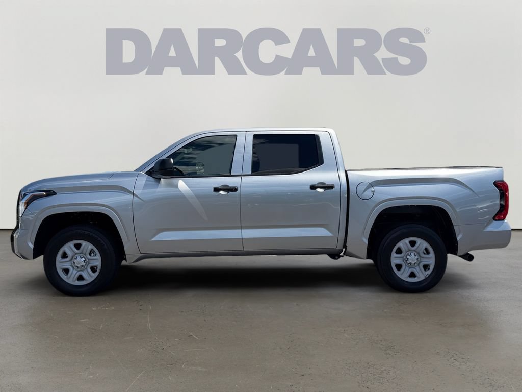 Used 2025 Toyota Tundra SR w/ SR Tow Package AWD/4WD image 4