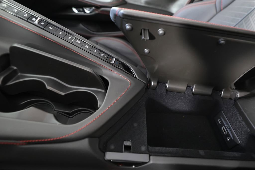Used 2023 Chevrolet Corvette Stingray Premium Conv w/ Z51 Performance Package RWD image 38